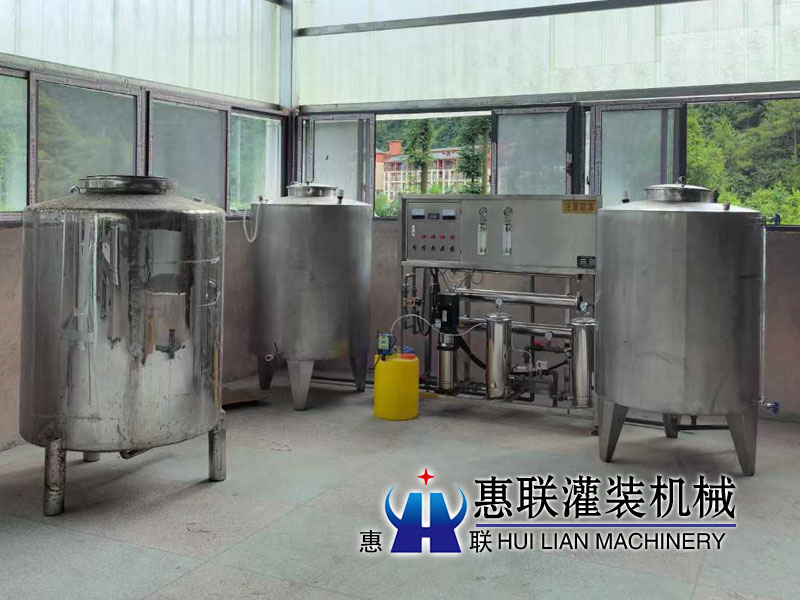 白酒過濾機(jī)配套儲(chǔ)罐